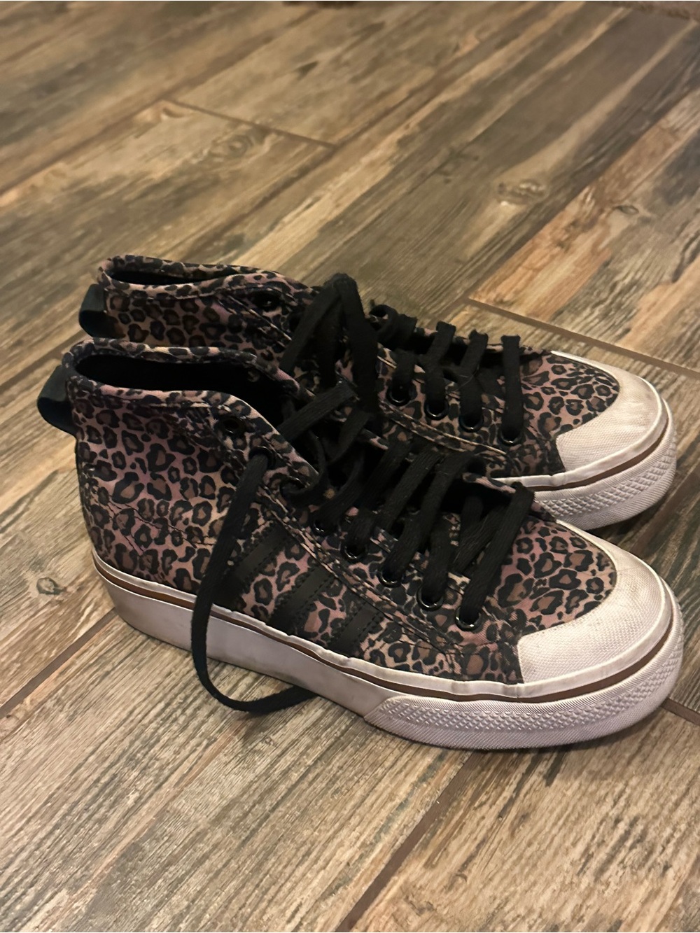 adidas originals leopard print sneakers